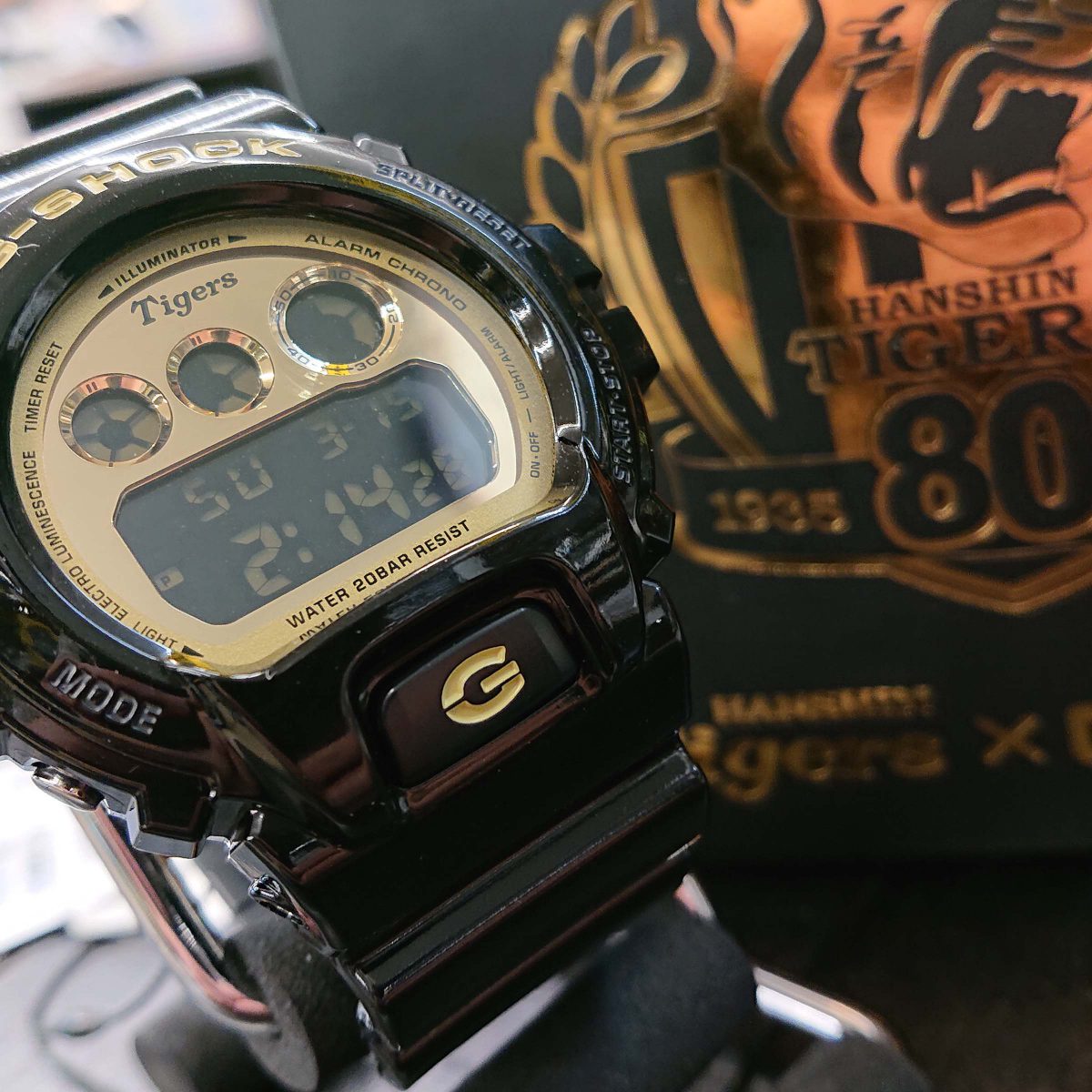 阪神タイガース 2020 G-SHOCK 球団創設85周年記念モデル - 時計